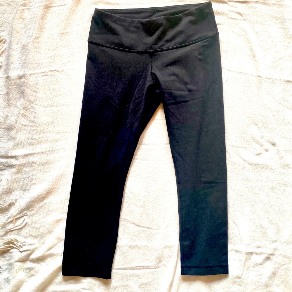 Lululemon Black Crop Leggings